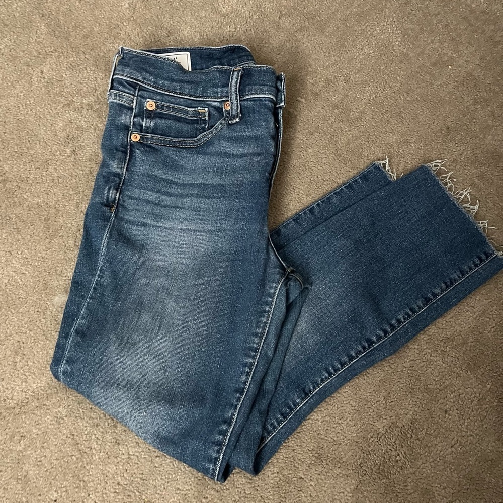GAP True Skinny Mid Rise Jeans | Size 27 (4R) - Picture 5 of 7